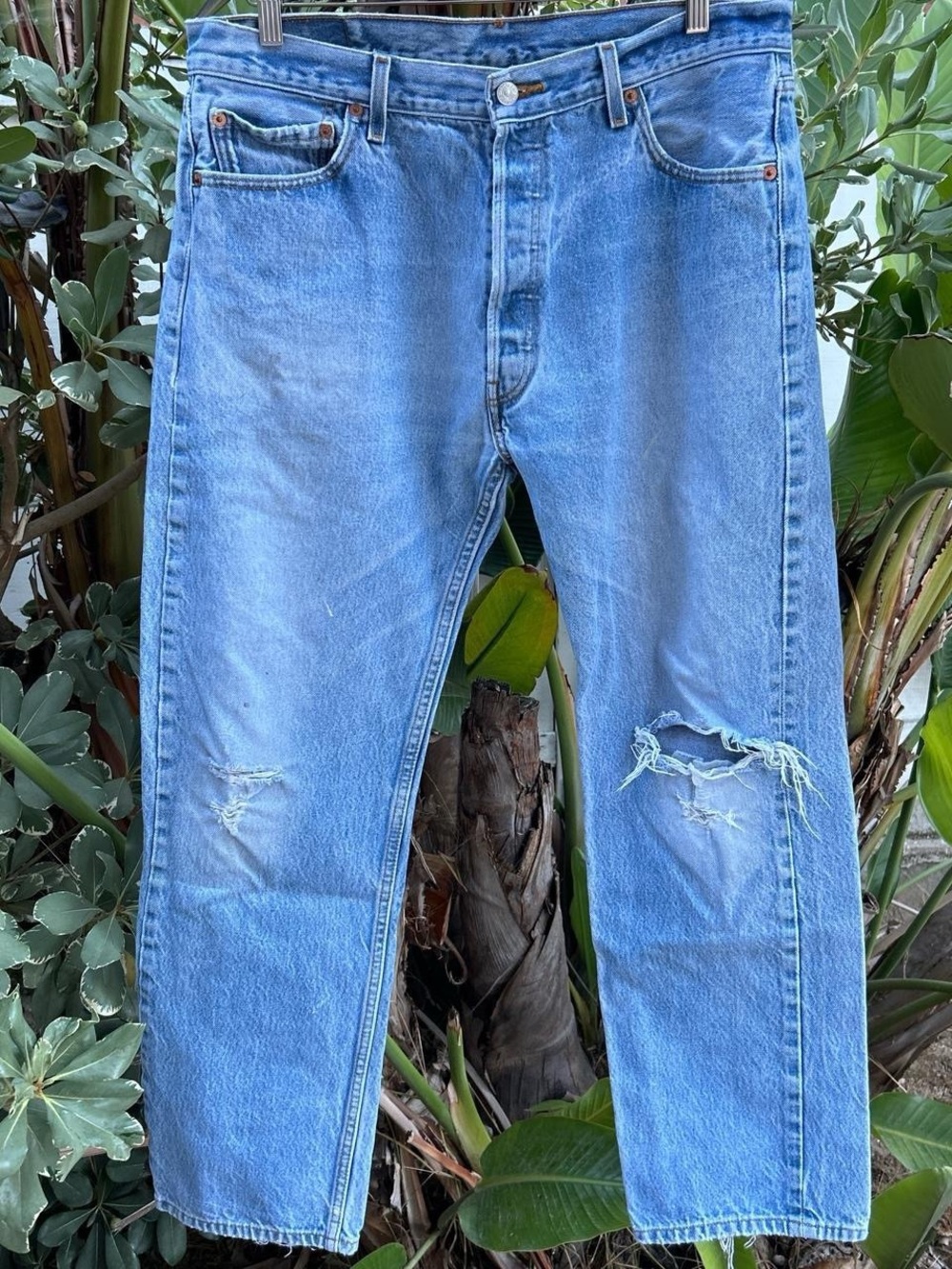 Vintage Y2K Levi’s 501 XX Distressed Straight Leg Jeans 36x30